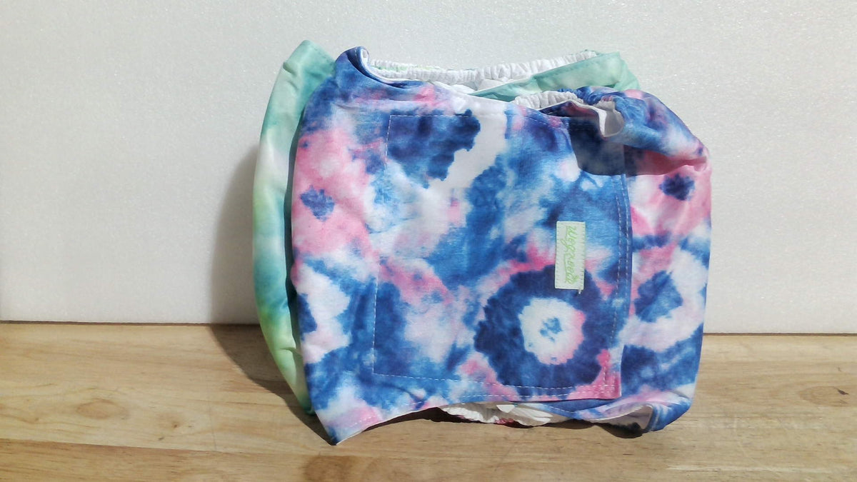 wegreeco Faja Lavable para Perro Macho | Paquete de 3, Panales Reutilizables con Estampado | Banda Abdominal, Tie-Dye Cielo, Grande