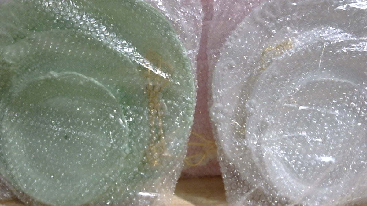 Fasmov 3 Torres para Cupcakes de 3 Niveles | Soporte de Plastico para Postres, Frutas y Dulces | Reutilizable para Bodas, Cumpleanos y Fiestas Blanco Rosa Verde