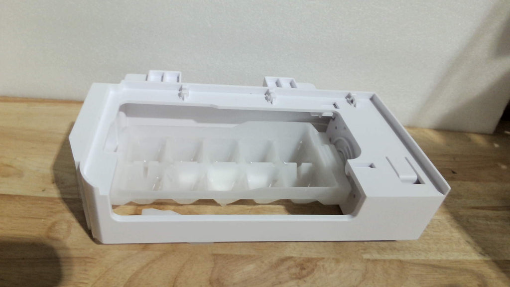 ensamble completo de fábrica de hielo (Ice Maker) (REPUESTO ES COMO LA SEGUNDA IMAGEN )