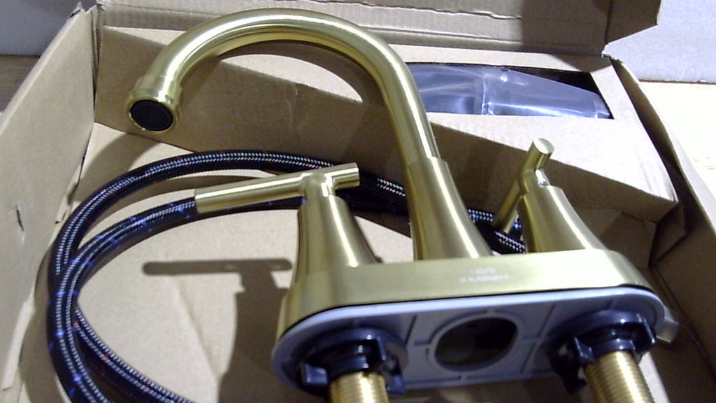 Grifo de Lavabo Dorado Cepillado 4 pulgadas | Centerset 2 Manijas de Acero Inoxidable Sin Plomo con Desague y Mangueras para Bano y RV