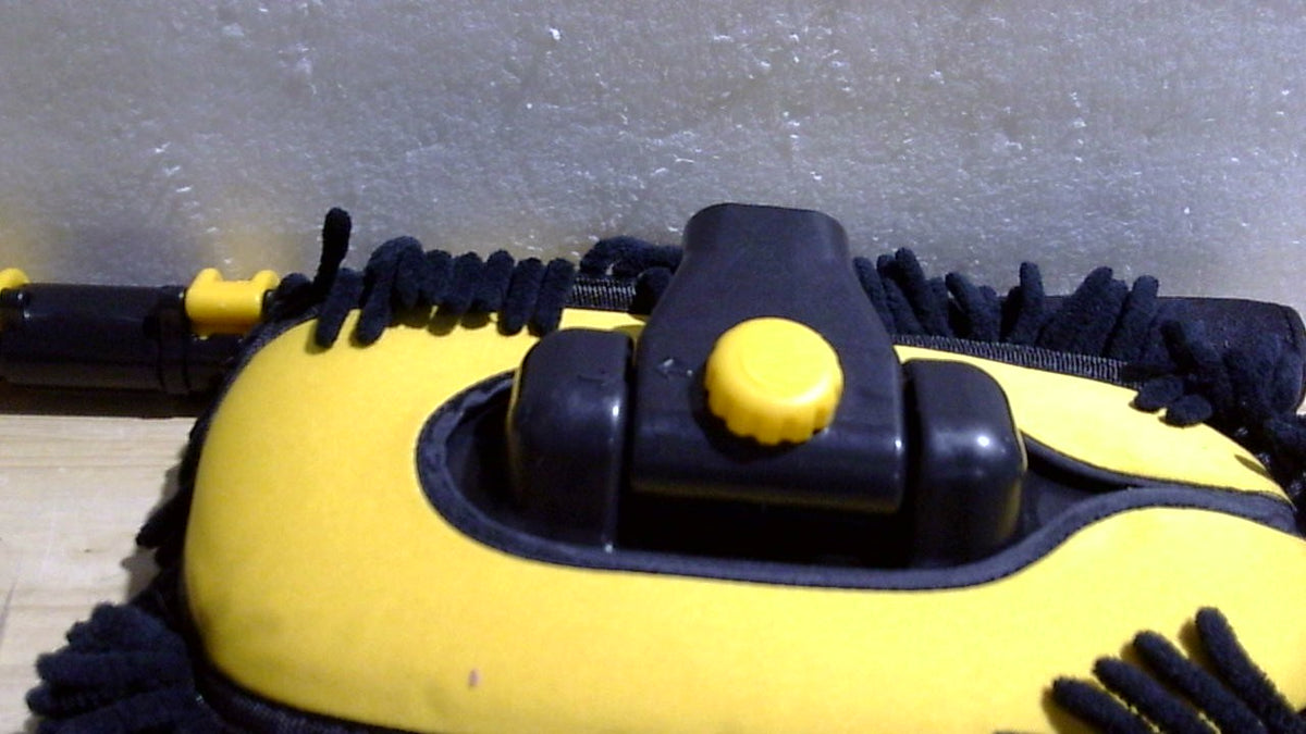 USADO-Cepillo Curvo WillingHeart para Lavar Auto 15 Grados | Mango Largo Telescopico 43 Pulgadas | Mopa de Microfibra 2 en 1 para Auto, SUV, RV y Bote | Amarillo