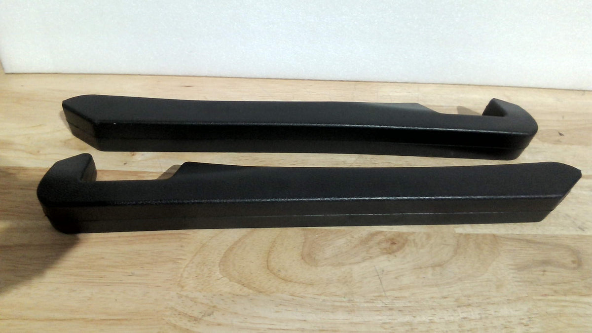 juego de almohadillas de apoyabrazos para puerta (coderas) ( SOLO CONTIENE 2 UNIDADES ) NO ES PLASTICA MATERIAL ACOLCHONADO