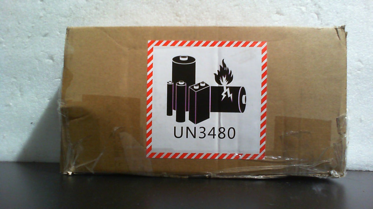 Batería universal MCombo con cargador inalámbrico de 1800