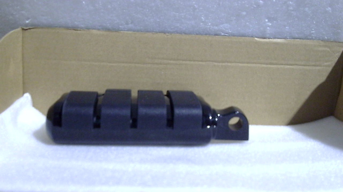 USADO Y NO INCLUYE TORNILLOS-Pedaleras de Autopista FOVPLUE 1.25 Pulgadas | Ajustables y Anguladas, con Soportes | para Harley Touring, Street Glide, Road King y Softail | Negras