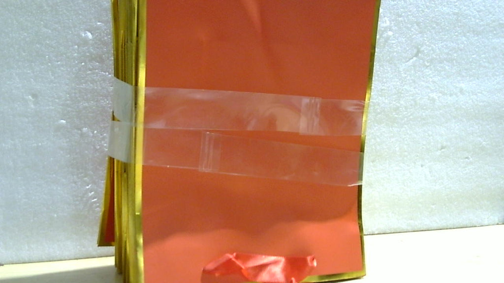 Bolsas de Regalo UoeRing 25 Piezas con Asas | Agradecimiento | 9.5x7.5x3.75 Pulgadas | Tamaño Mediano | Con Papel de Seda y Tarjeta | Para Bodas y Cumpleaños | Rojo Dorado