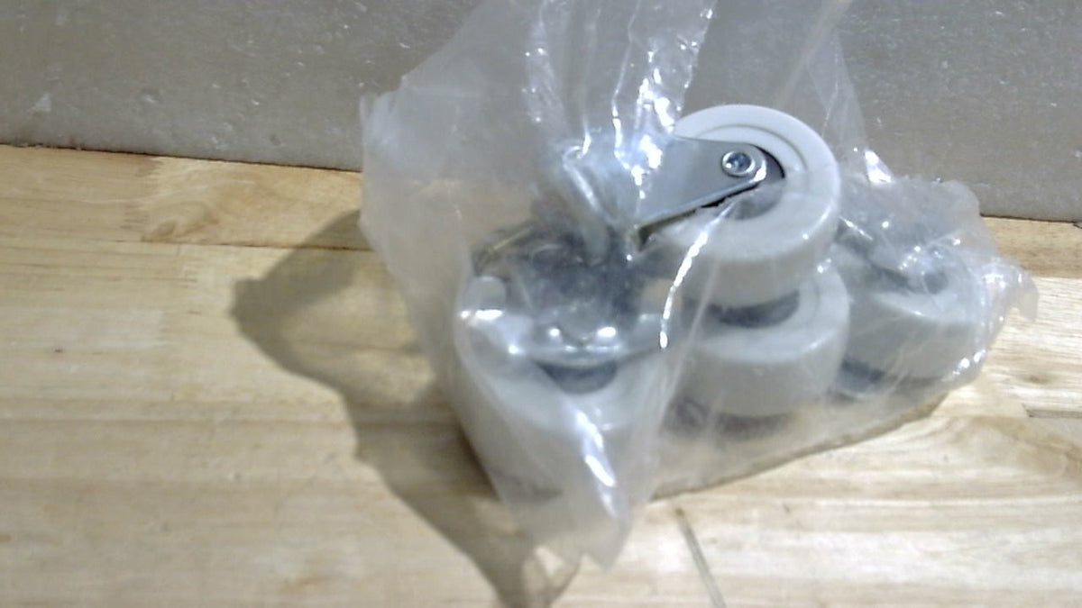 Ruedas Giratorias con Vastago Roscado M6-1.0 | 2 Pulgadas PVC Silenciosas | M6 x 15mm | Juego de 4 (2 con Freno, 2 Giratorias) para Estantes y Carritos