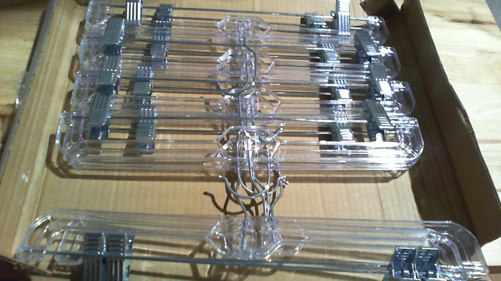 perchas o ganchos de acrílico transparente con pinzas de metal ajustables pack 10
