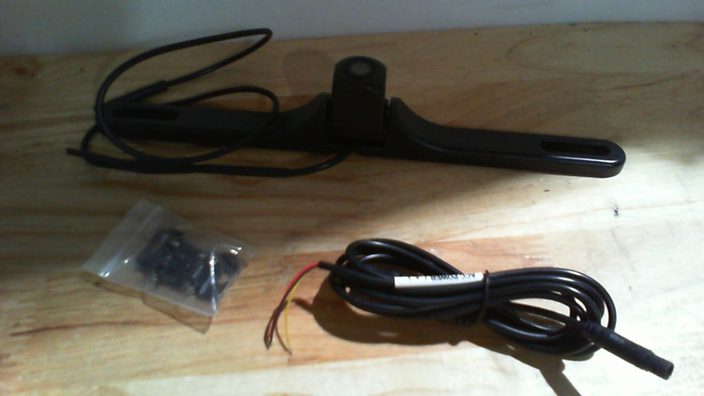 kit de cámara de reversa para matrícula (placa) de auto.