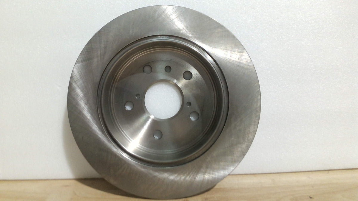 disco de freno para vehículo (o rotor de freno)  Es una pieza fundamental del sistema de frenado donde las pastillas ejercen presión para detener el automóvil. ( ARTICULO VIENE COMO SE MUESTRA EN LA SEGUNDA Y TERCERA IMAGEN SOLO UNA PIEZA