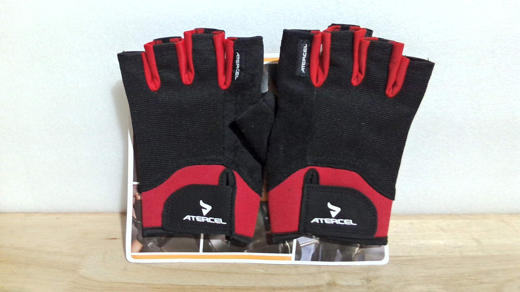 par de guantes de entrenamiento sin dedos de la marca ATERCEL (modelo CWG02) articulo viene como se muestra en la imagen 2