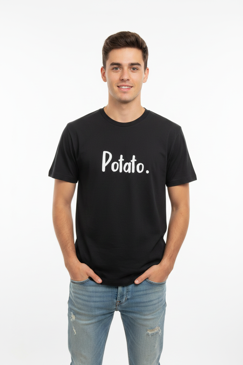 Camiseta Gildan Potato con modelo