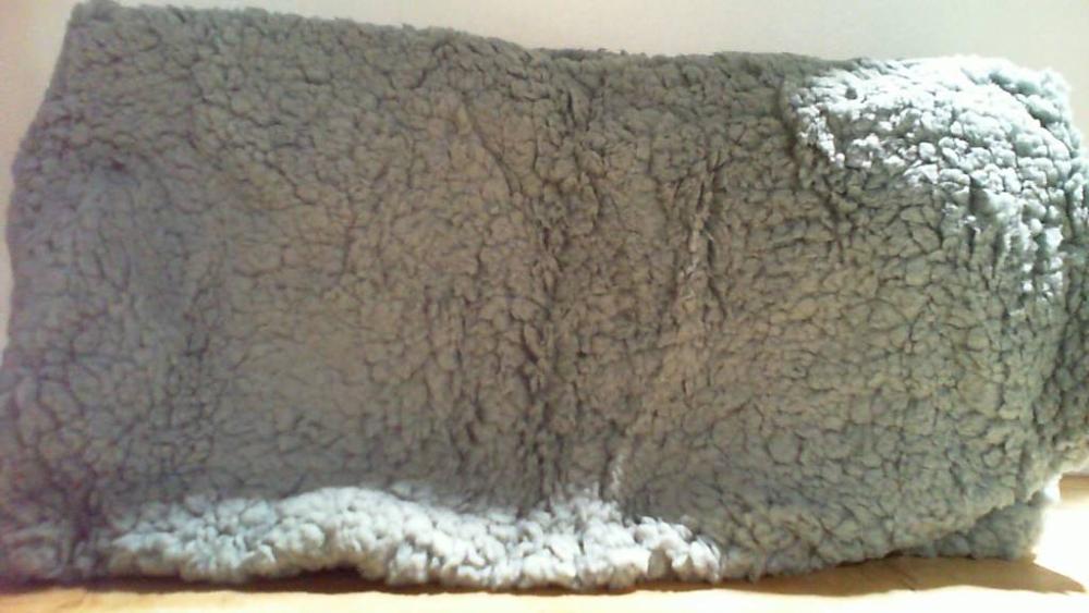 almohadilla térmica o alfombrilla de felpa sherpa para mascotas