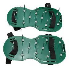 accesorio de jardin ZAPATOS  conocidos popularmente como sandalias con clavos para escarificar o ventilar el suelo).( ARTICULO VIENE COMO SE MUESTRA EN LA SEGUNDA IMAGEN )VIENE UN POCO SUCIO EN LOS CLAVOS )