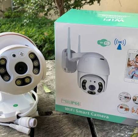 USADO (PRESENTA MANCHAS) cámara de seguridad robótica tipo PTZ