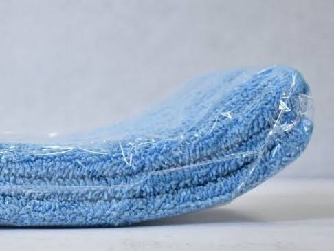 paquete de paños o almohadillas de microfibra reutilizables (Reusable Microfiber Mop Pads) articulo viene en empaque sellado asi como se muestra en la segunda imagen