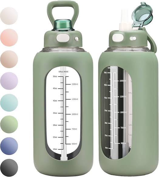 botella de agua de vidrio de gran capacidad con funda de silicona de 1.8L