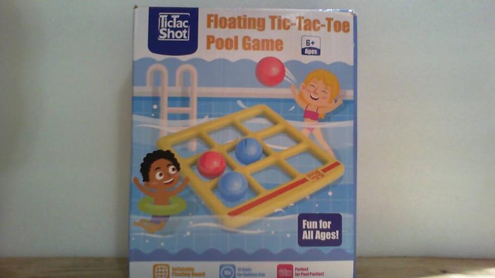 juego inflable para piscina Floating Tic-Tac-Toe Pool Game (Gato o Tres en Línea Flotante) de la línea TicTac Shot