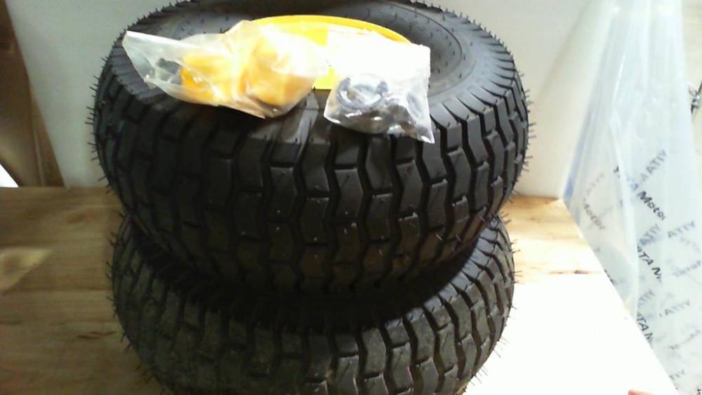 FALTAN 4 ARANDELAS. set de 2 llantas completas con aro para tractor cortacésped (Lawn Mower Tire and Rim Assembly), en la medida estándar 15x6.00-6