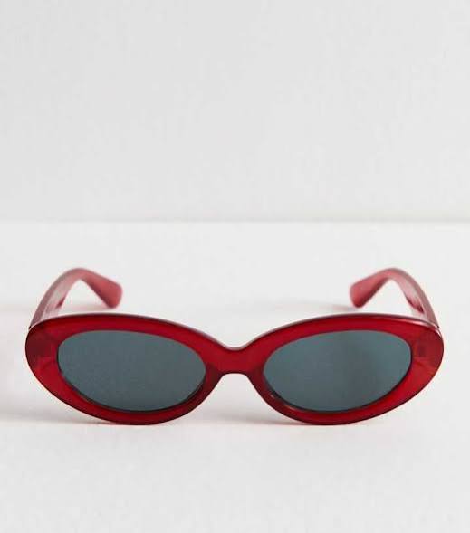 gafas de sol ovaladas de estilo retro ("Old Money") de la marca MIYYA