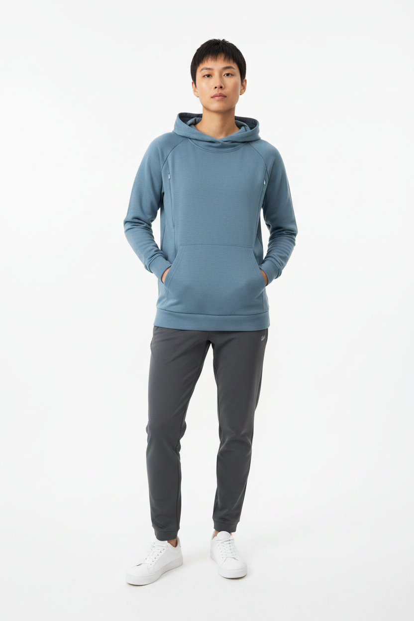Hoodie azul con zippers en pecho - con modelo