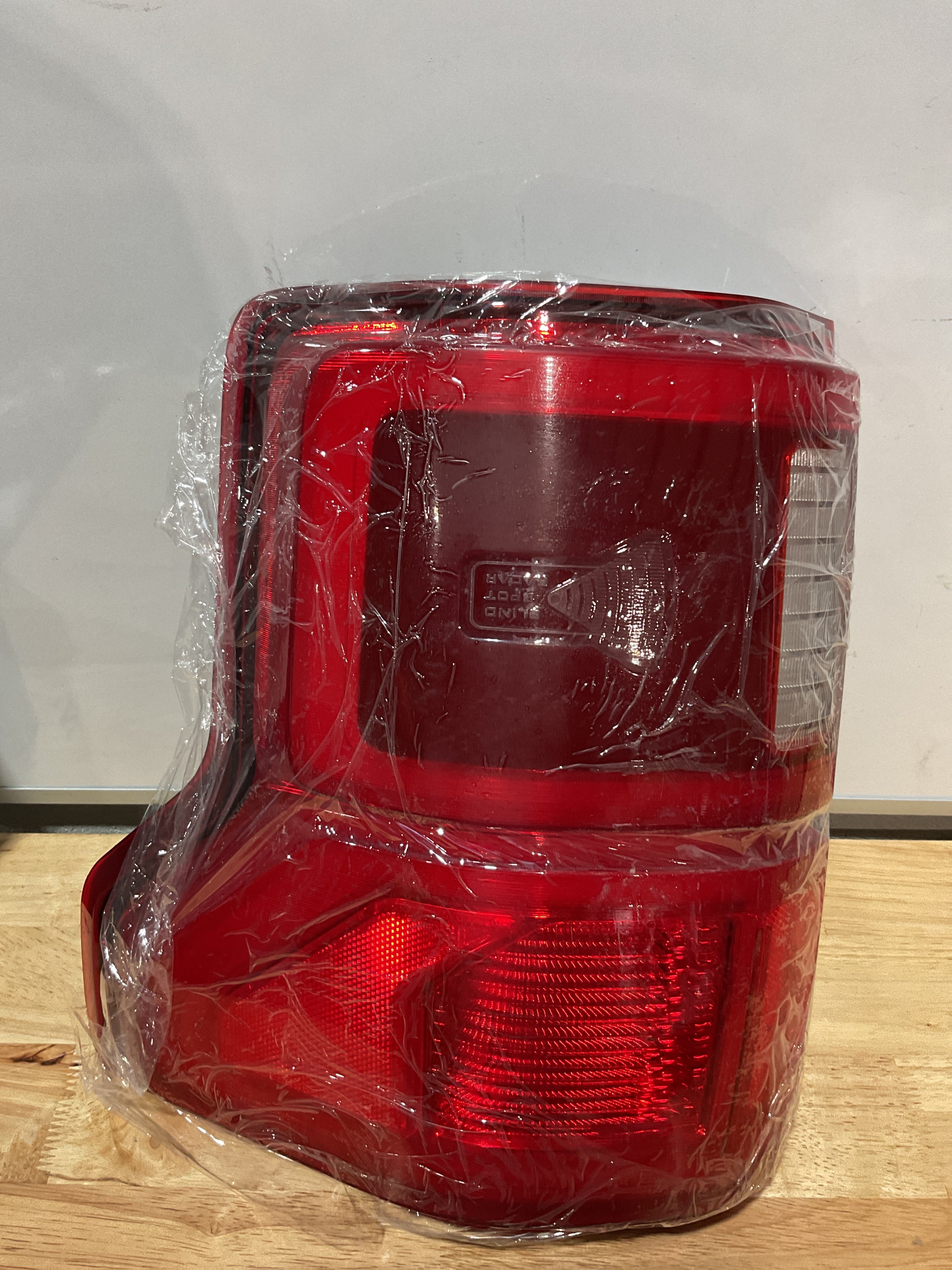 Nakuuly Luz Trasera LED con Punto Ciego Ford F150 2018-2020 - Lado Derecho (Pasajero)