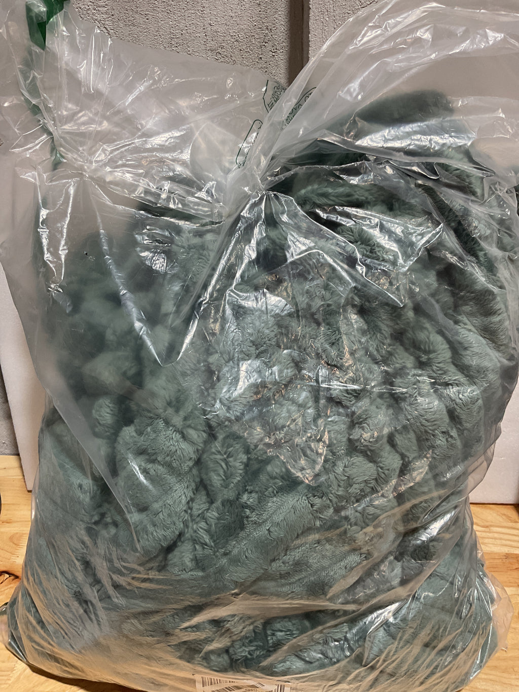 Bedsure GentleSoft — Manta Fleece Verde Mallard para Sofá 90x90 Pulgadas Suave y Acogedora