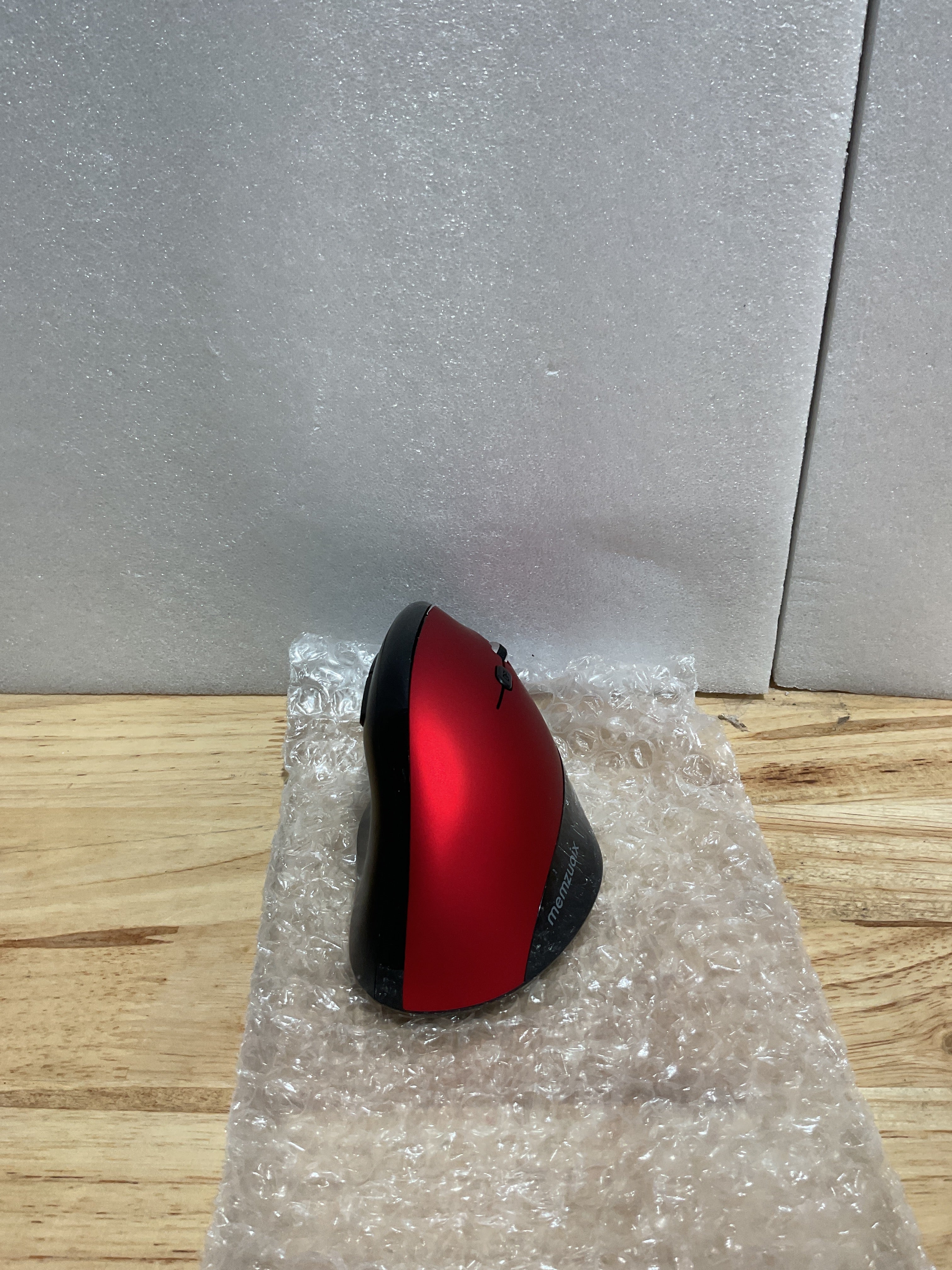 memzuoix Ergonomic Wireless Mouse, 2.4G Optical Cordless, 800/1200/1600 DPI, Vertical Computer Mouse for Laptop, Mac, PC, Desktop (Right Hand, Large) - Red