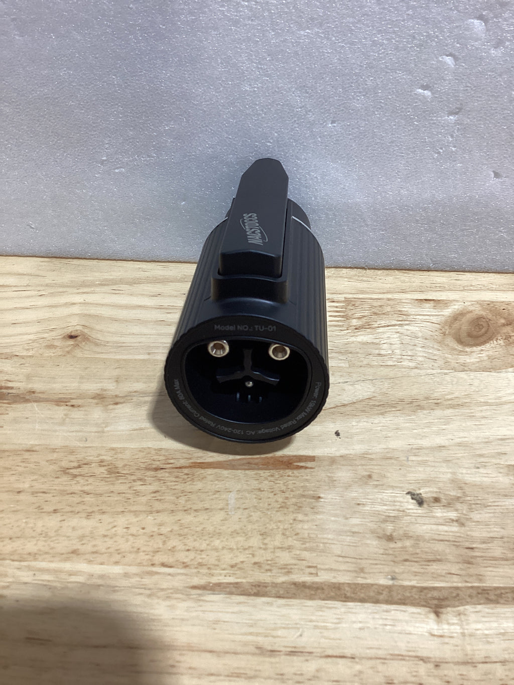 Adaptador Cargador NACS a J1772 | 80A / 280V | Certificación IP55 | Con Seguro | Compatible con Wall Connector NACS