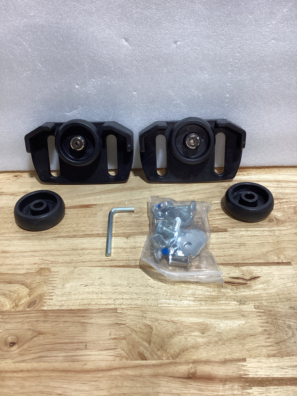 2 ruedas universales 490-241-0038 para Craftsman MTD Cub Cadet y la mayoría de quitanieves de 2 y 3 etapas, zapatos universales para quitanieves