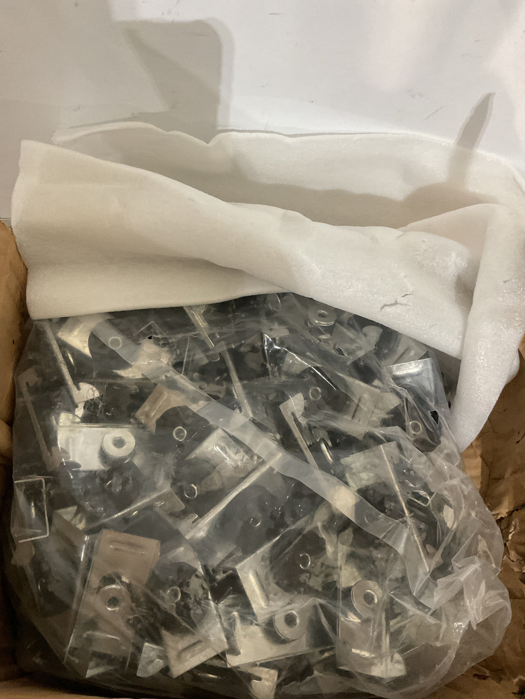 Clips de Aislamiento Acústico Zonon 100 Pack – Canal Resiliente para Paredes y Techos (Negro)