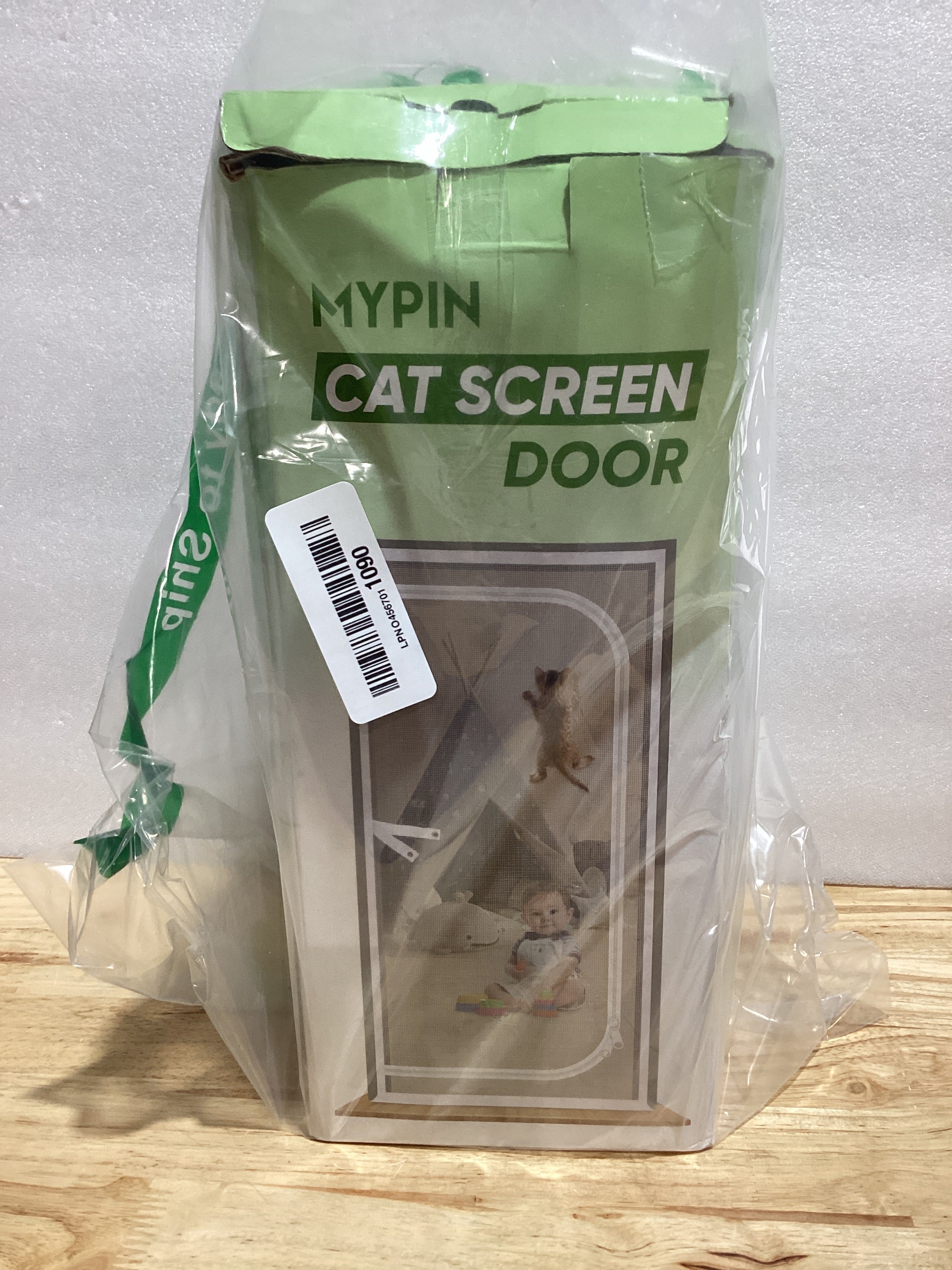 Puerta de Malla Reforzada para Mascotas 40x84" – Cierre Bilateral con Cremallera, Blanco