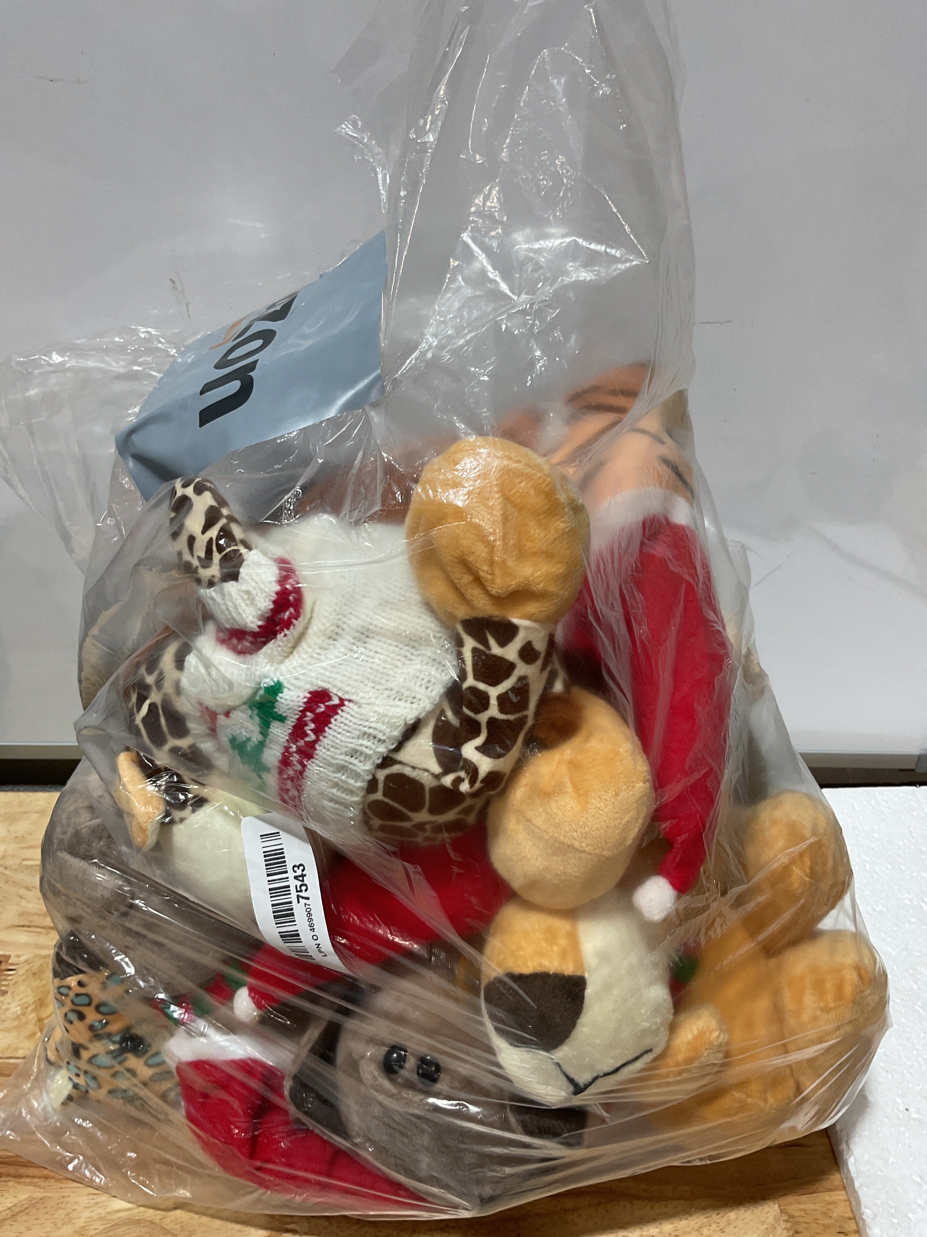 Set de 10 Animales de Safari de Peluche HyDren – 23 cm, Colección Jungla