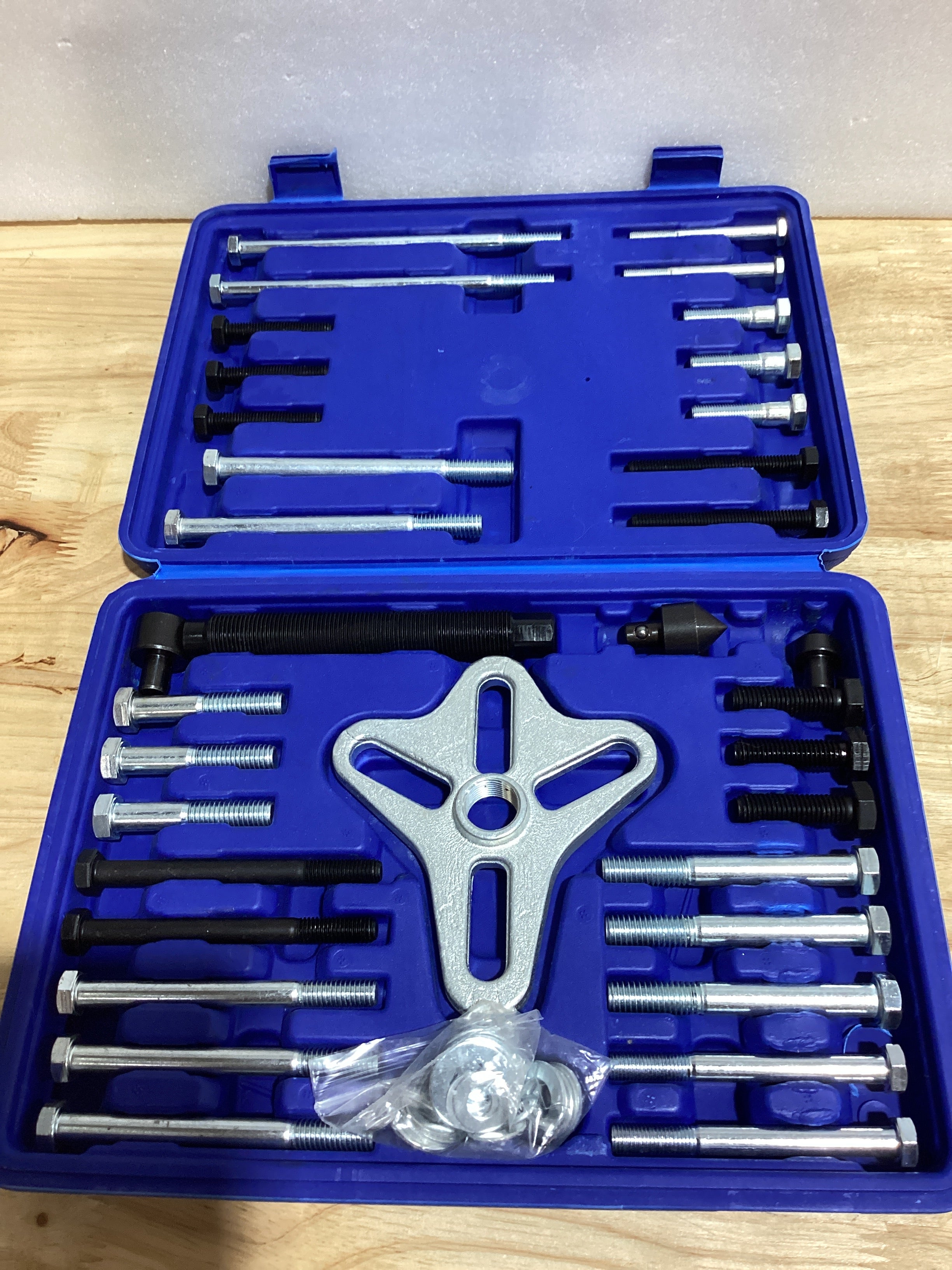 Kit Extractor de Balanceador Armónico Thorstone 46 Piezas — Volante, Cigüeñal y Polea, Color Azul