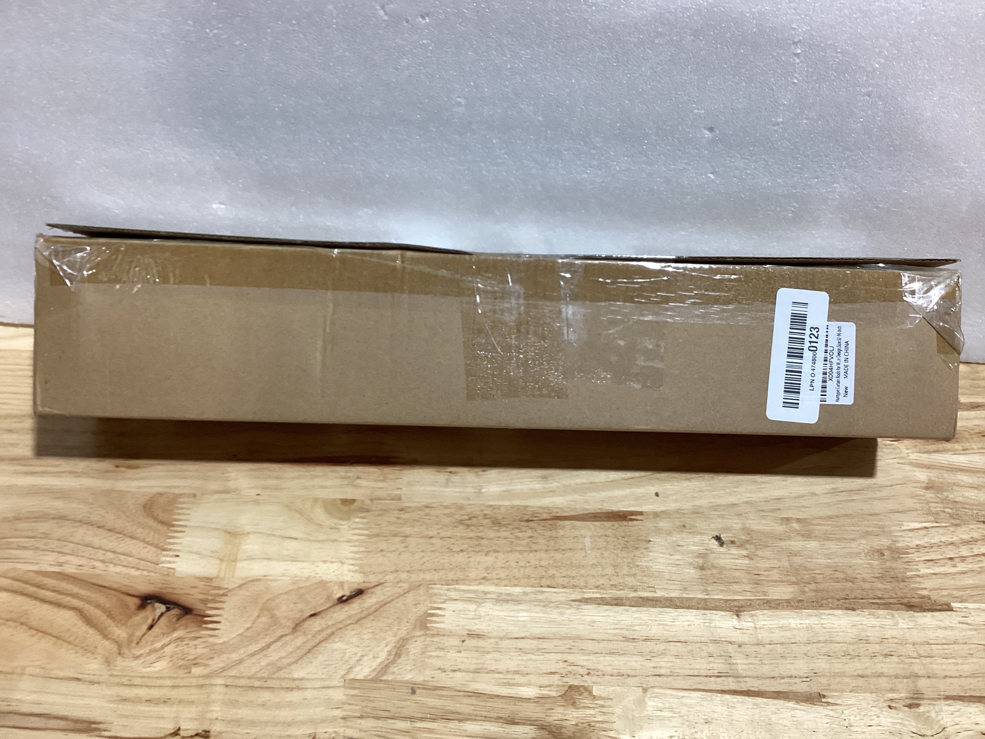 Barra para Cortinas Huntype — Ajustable 32 a 96 Pulgadas, Diámetro 1", Resistente, Diseño Moderno, Color Blanco