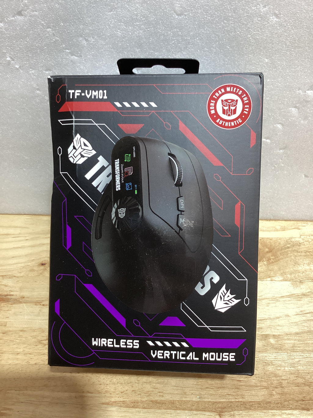 Transformers Ratón Vertical Ergonómico con Pantalla LED y Control de Perilla, Ratón Vertical Inalámbrico Recargable, Conectividad para 3 Dispositivos (2.4G + Bluetooth Dual), Clics Silenciosos