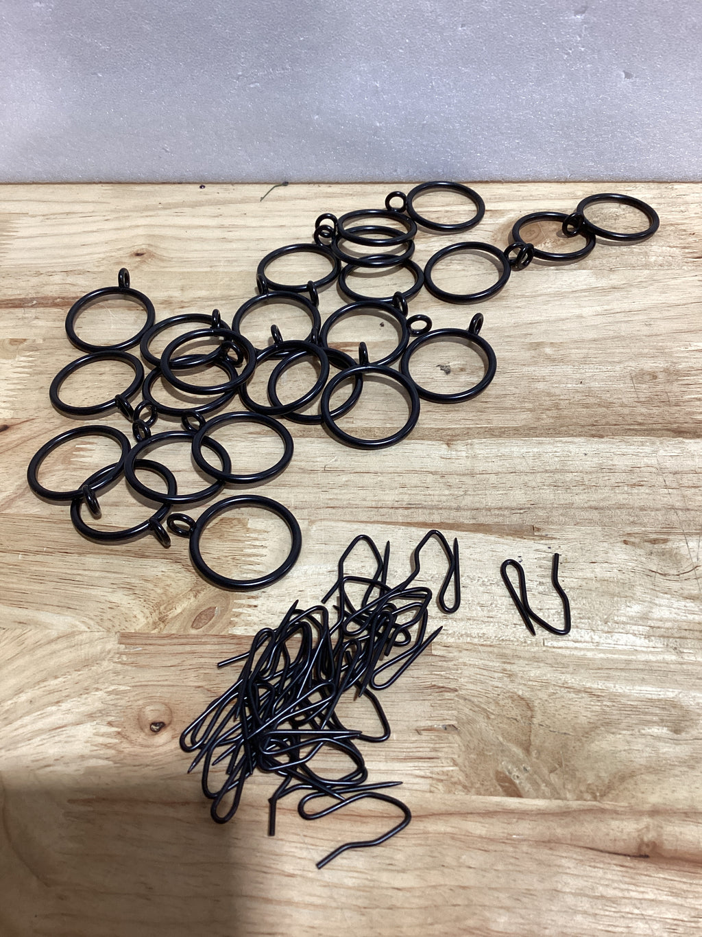 Set de 24 Ganchos para Cortina | Anillos Deslizantes para Riel o Barra de Cortínero