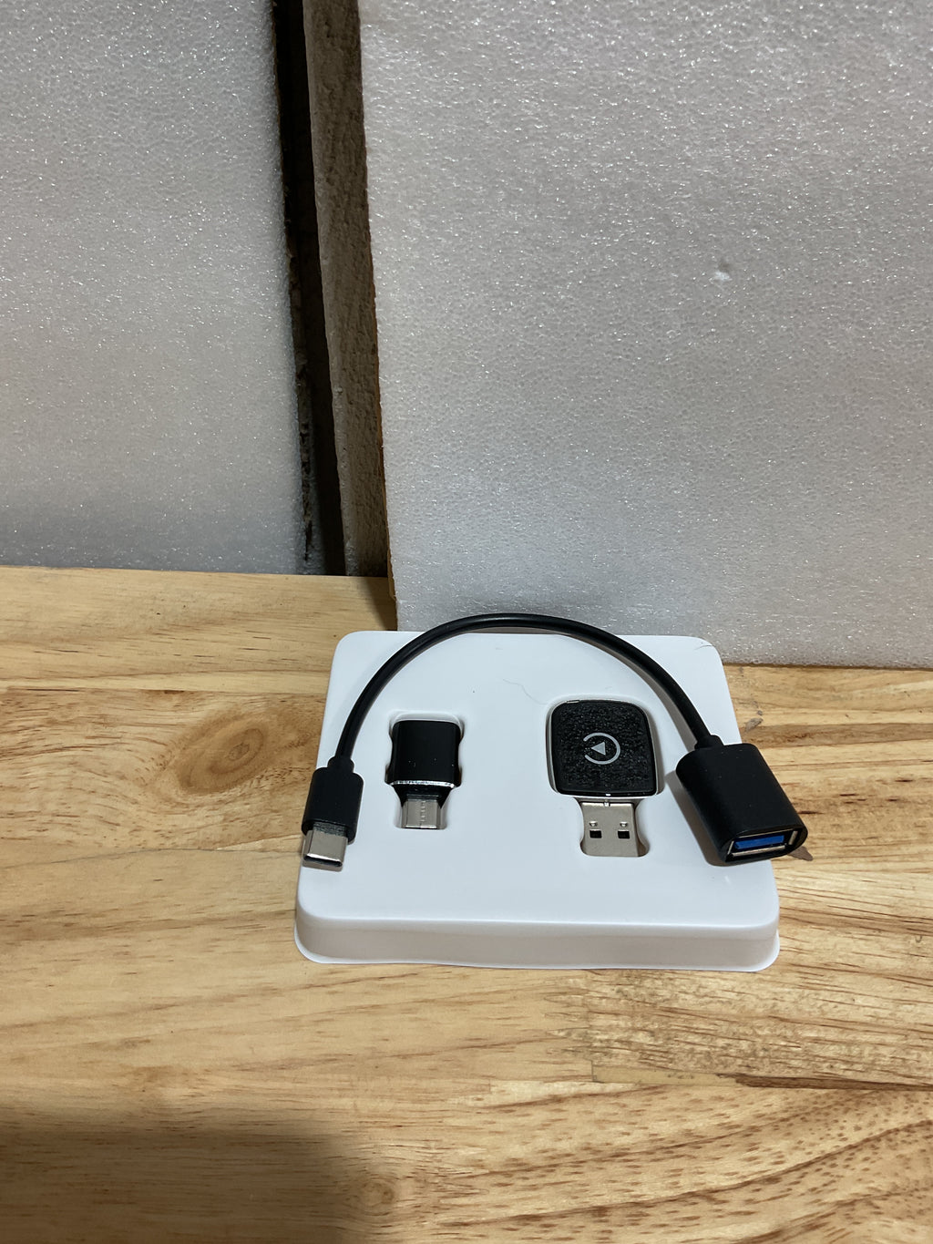 Mini adaptador inalámbrico CarPlay para iPhone, 2 en 1 para Apple CarPlay y Android Auto, convierte de cableado a inalámbrico, Plug & Play, USB a USB-C/Tipo-C, control estable y sin retrasos, negro 