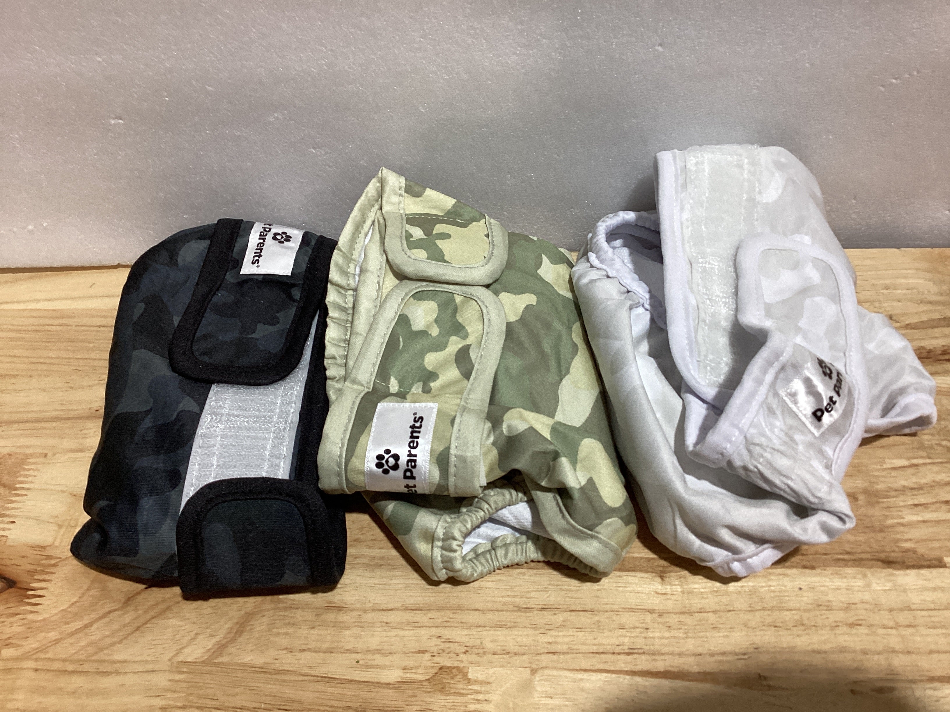 Pañales Lavables para Perros Pet Parents — Pack de 3, Talla Medium, Camo, Hembra y Macho + Extendrs