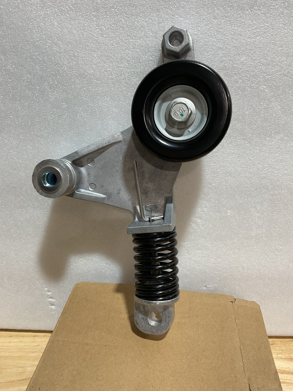 Tensor de Correa Automático con Polea para Toyota Camry 2007-2009, Corolla, RAV4, Scion xB 2008-2015 y Pontiac Vibe 2009-2010