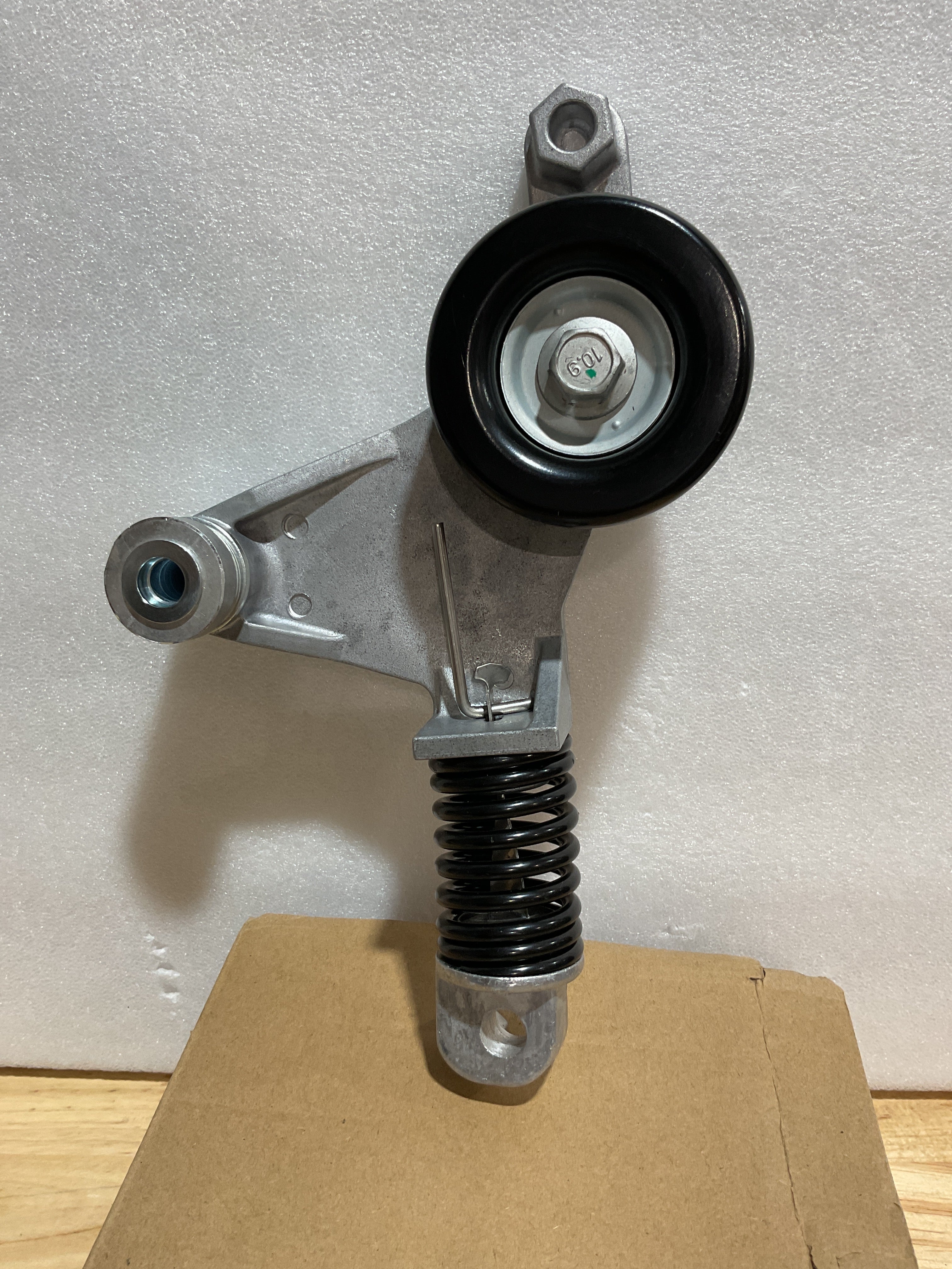 Tensor de Correa Automático con Polea para Toyota Camry 2007-2009, Corolla, RAV4, Scion xB 2008-2015 y Pontiac Vibe 2009-2010