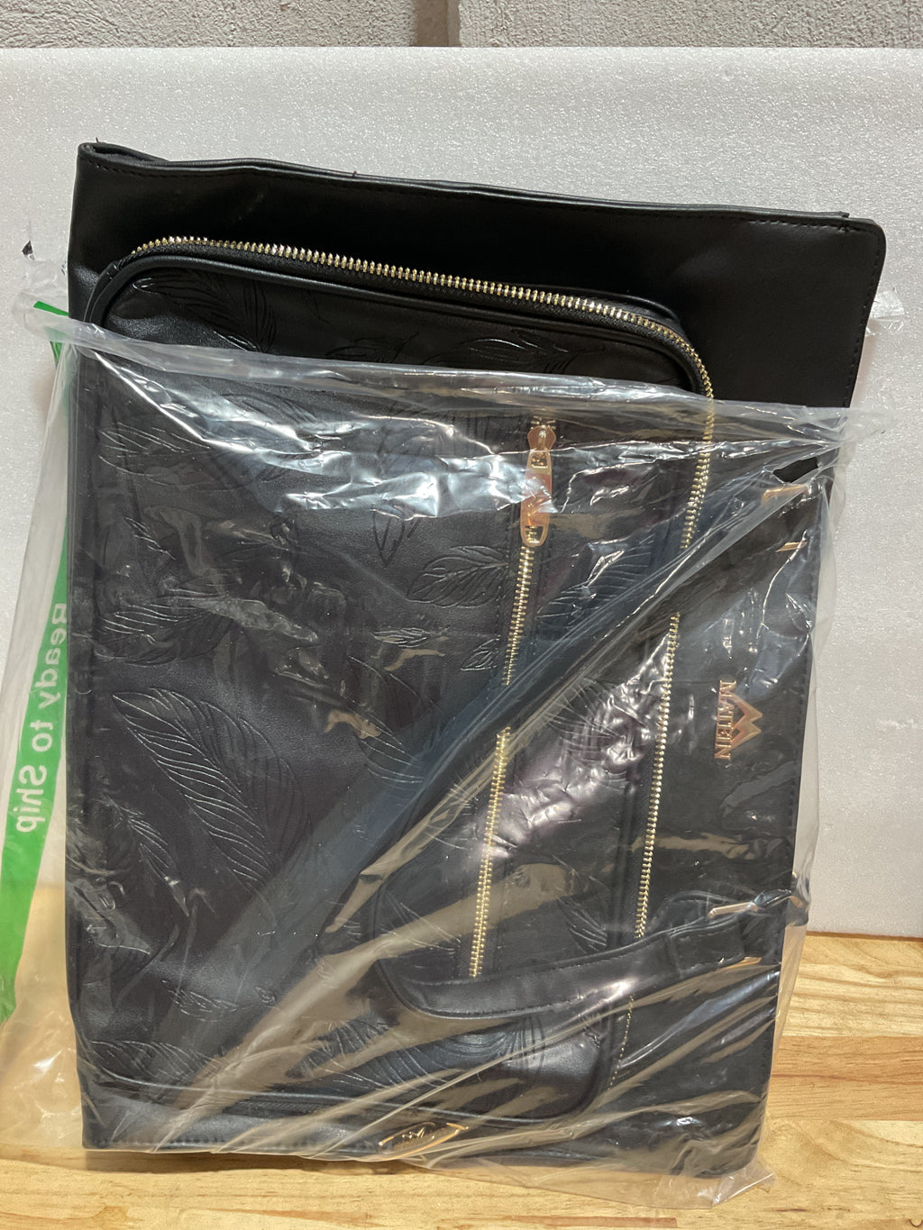 Mochila Maletín Convertible MATEIN 3 en 1 con Puerto USB-C – Set 2 Piezas Impermeable para Laptop 15.6"