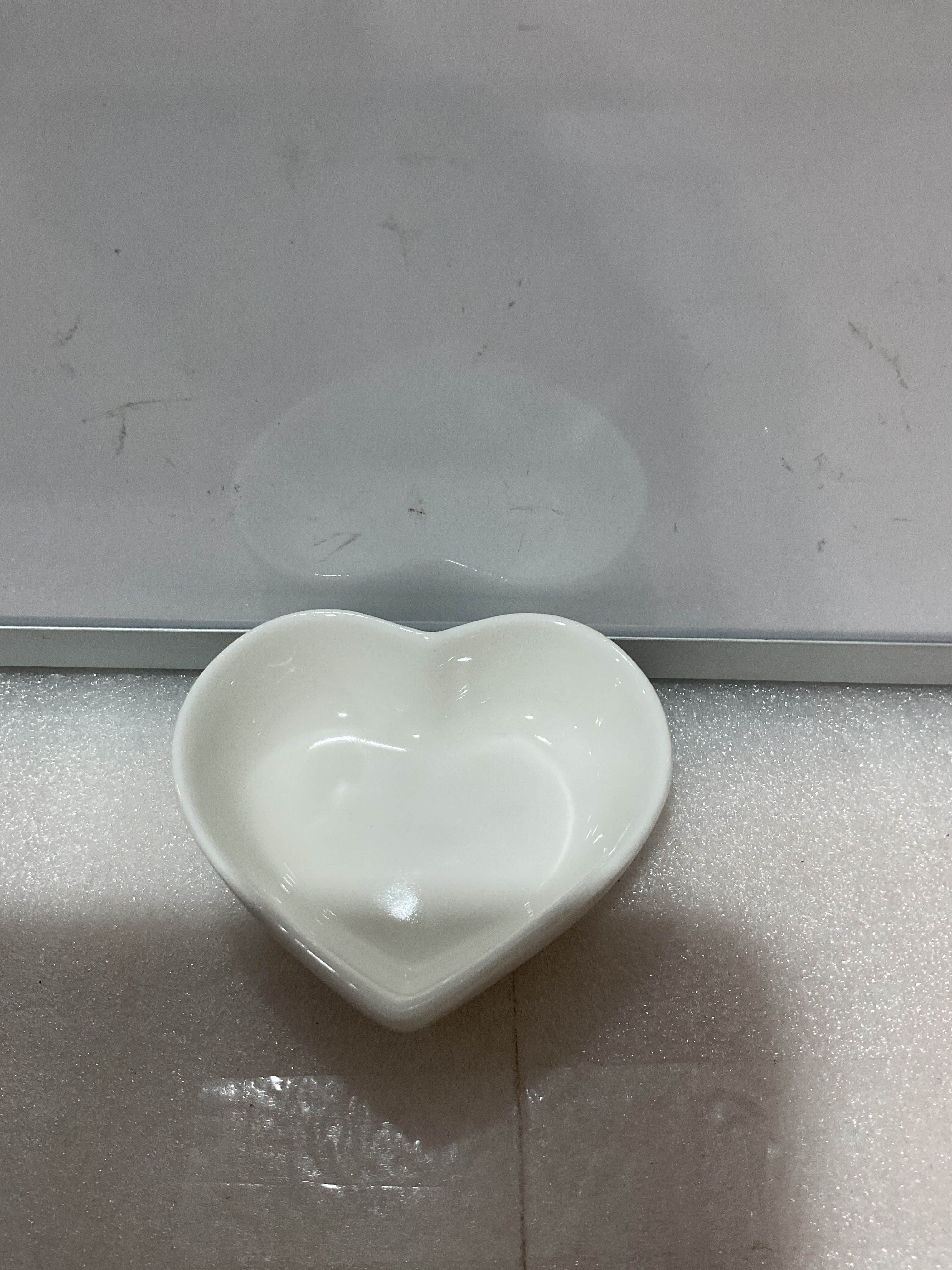 Set 12 Platos Cerámicos en Forma de Corazón Zopeal – Blanco | Multipropósito
