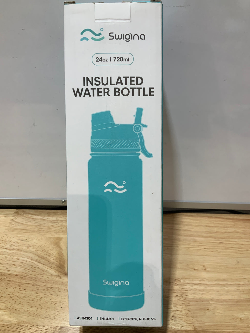 wigina [Tapa 2 en 1] Botella de agua aislada con funda de silicona (36 horas fría/18 horas caliente), calcomanías de bricolaje, a prueba de fugas, sin BPA, 24 onzas