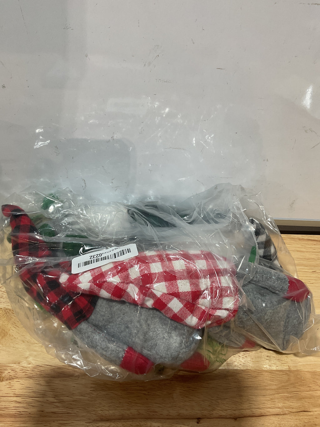 Soportes para Medias Navideñas Yilloog con Gnomos – Set de 4 Piezas Estilo Clásico