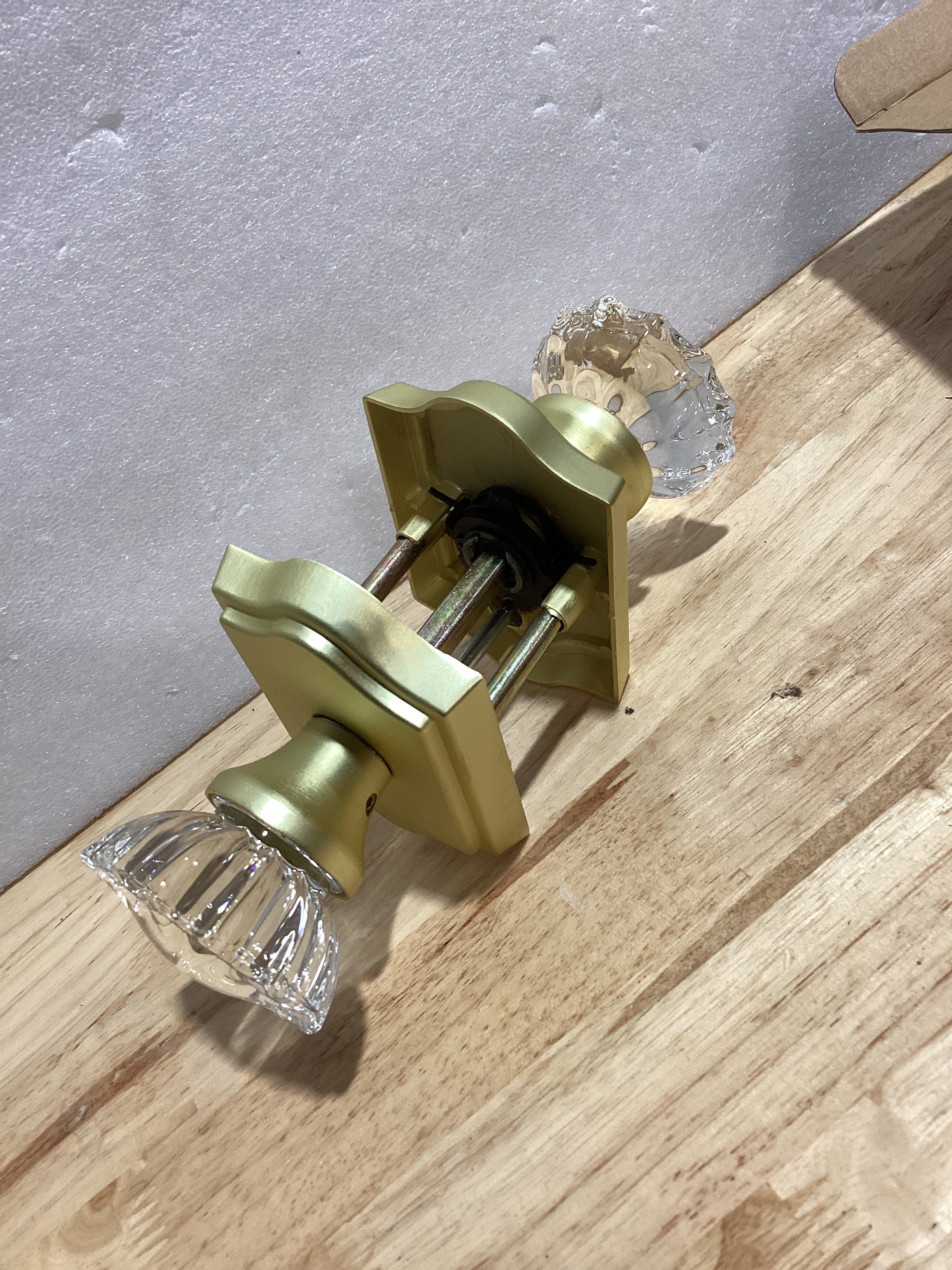 Pomos de puerta de cristal, pomos de puerta de vidrio de latón satinado en forma de rosa interior con función de privacidad de cerradura, vintage antiguo para dormitorio y baño