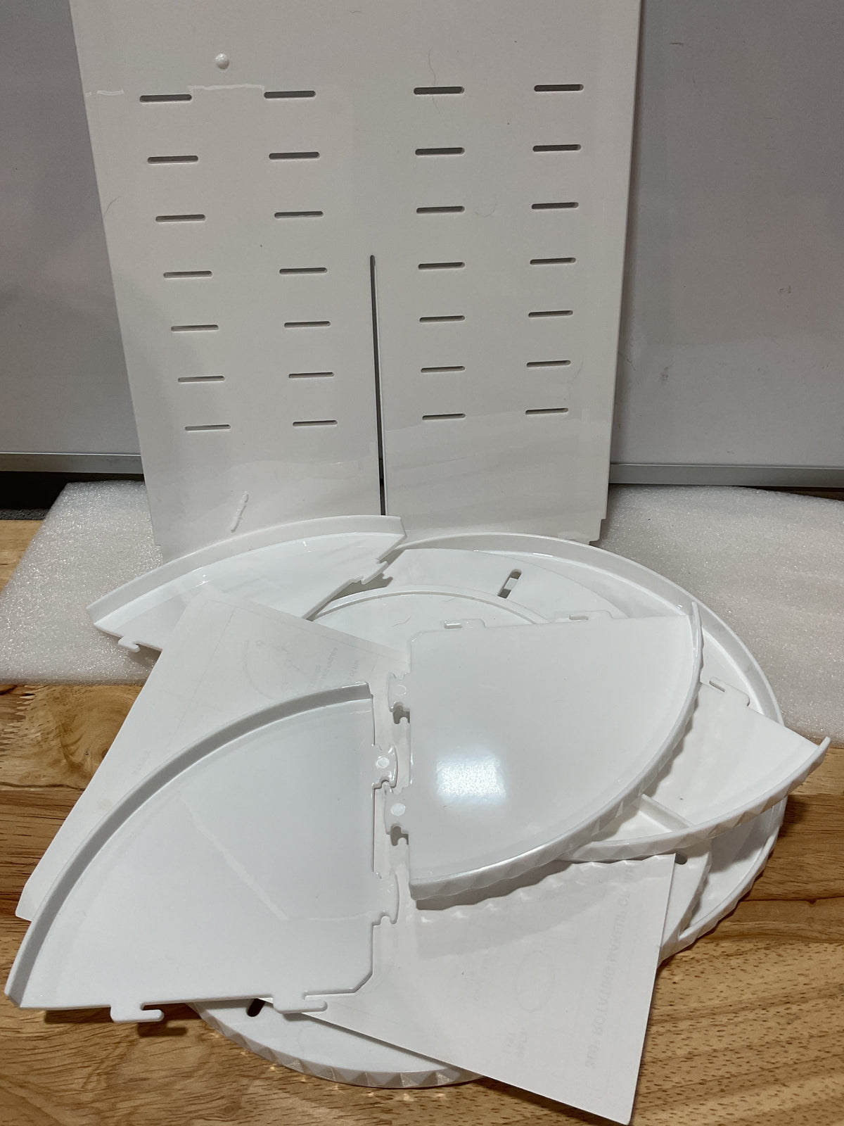 Organizador de Maquillaje Giratorio Sanipoe – Ajustable DIY, Plegable, Gran Capacidad, Blanco