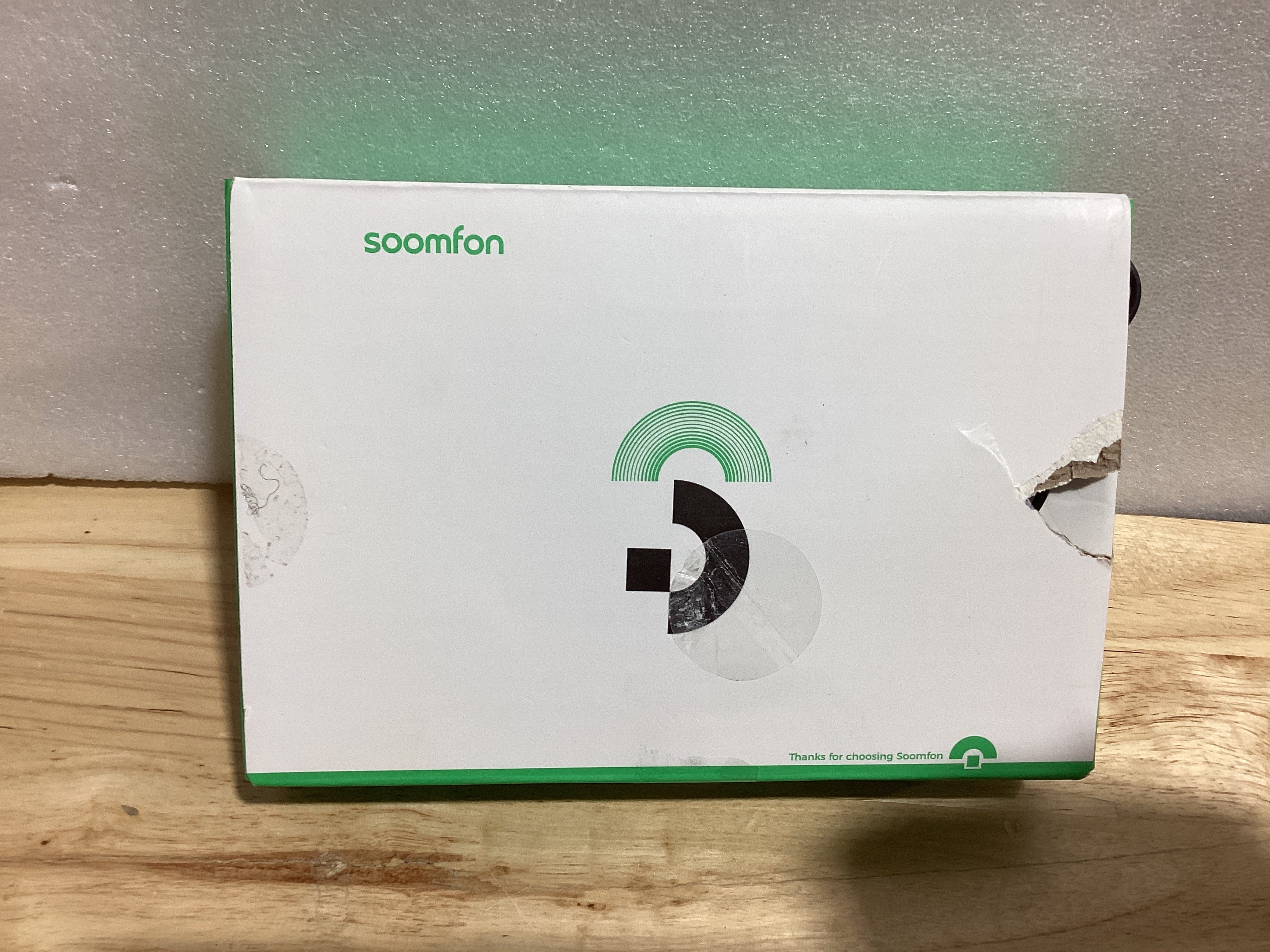 Transmisor Bluetooth SOOMFON 3 en 1 para TV — Bluetooth 5.0 para 2 Audífonos con Pantalla LCD, Volumen Ajustable, Óptico AUX RCA