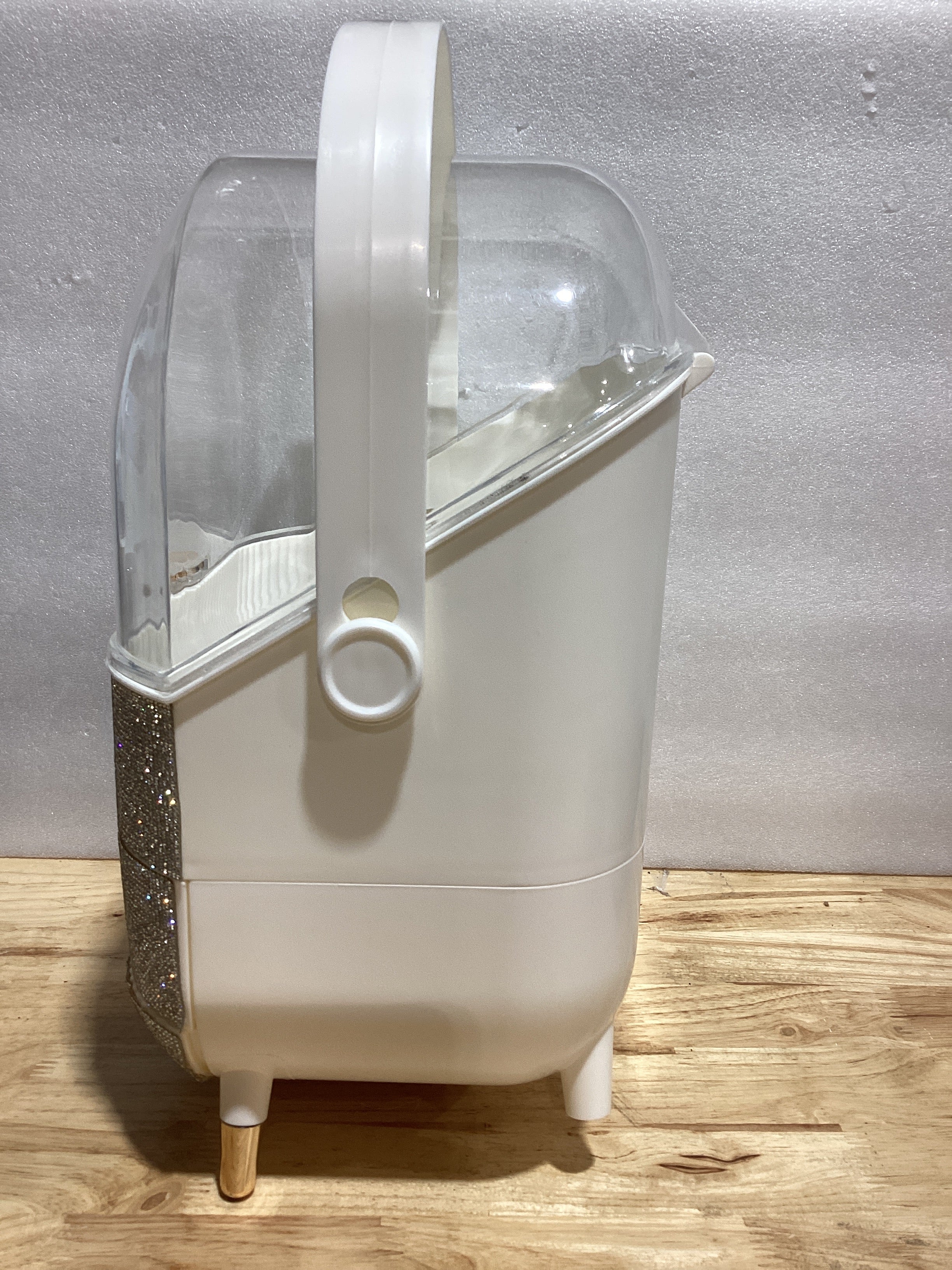 Ptesly Organizador de maquillaje de regalo para niñas, cuidado de la piel y almacenamiento de joyas, estuche de exhibición de cosméticos, soporte de maquillaje, organizador de baño