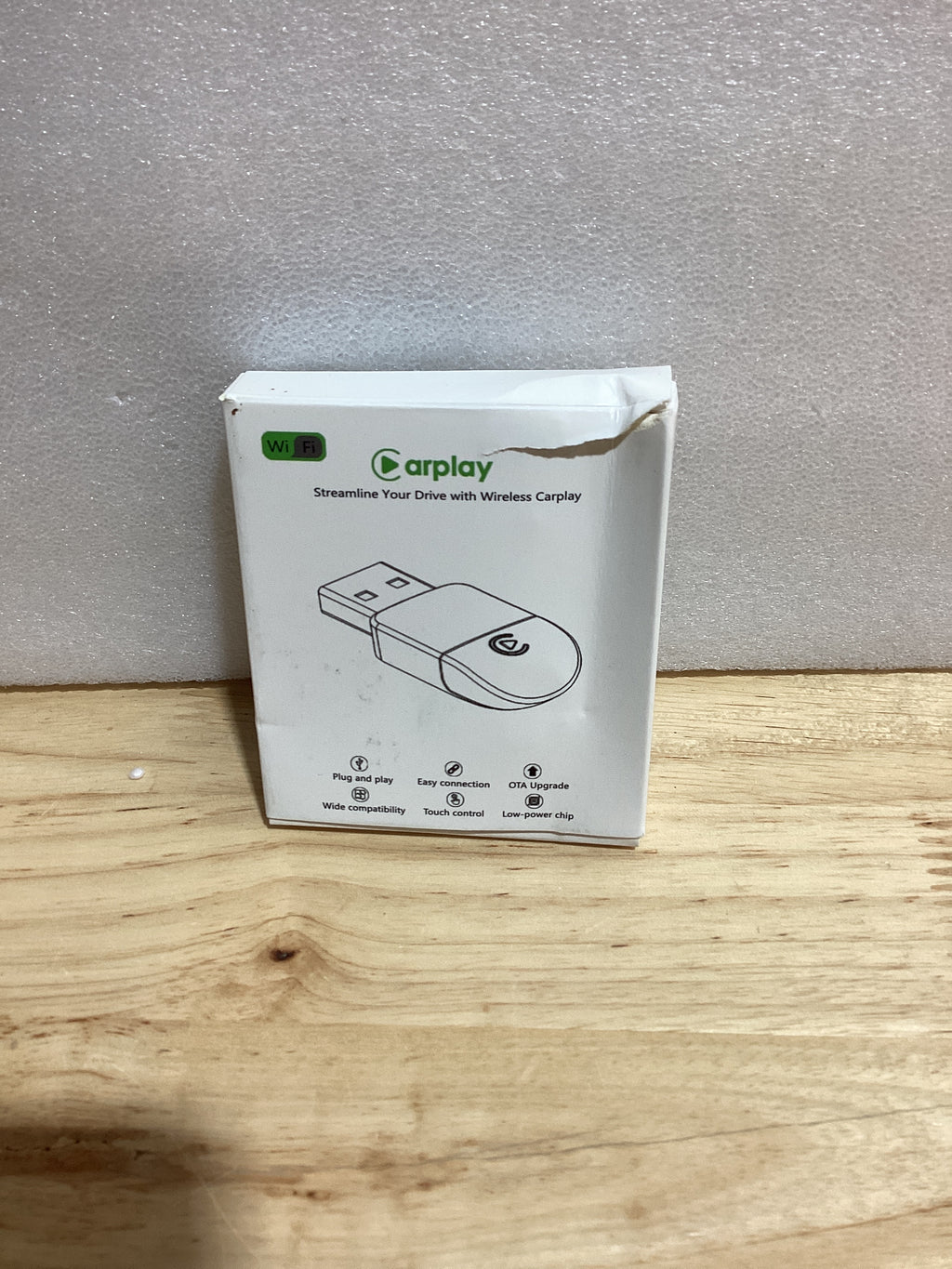 Adaptador CarPlay Inalámbrico para iPhone — Convierte CarPlay con Cable a Inalámbrico, Plug & Play, Sin Latencia, Cable USB-C Incluido