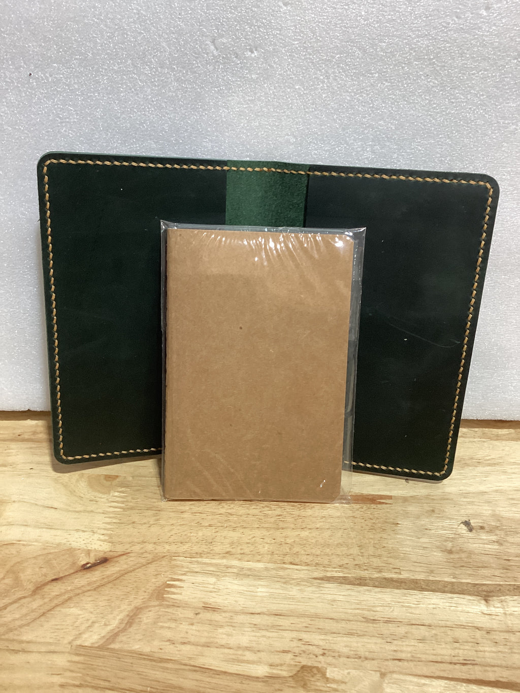 Funda de Cuero para Libreta Moleskine Cahier Turbosnail — Tamaño Pocket 3.5" x 5.5", Recargable, Color Verde
